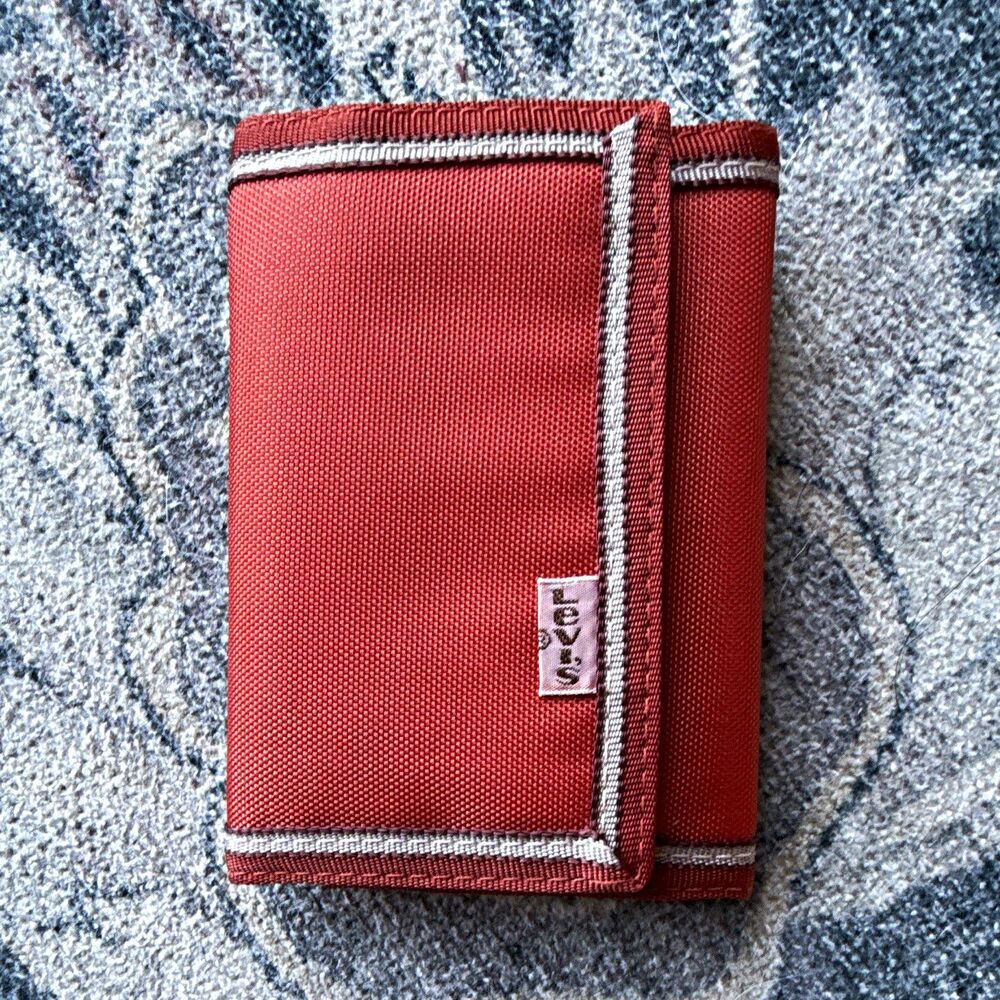 Vintage Levi's Red Solid Trifold Wallet w/ Zipper Coin Pocket, Credit Card Slots